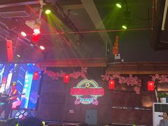 -喜鹊音乐酒馆(西街店)