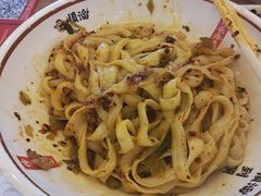 -顺溜·手工刀削面·黑金店(铜锣湾店)