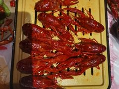 -肥肥虾庄·金牌油焖大虾(杨园滨江时代walk店)