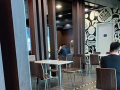 大堂-麦当劳(深圳北站高铁店)