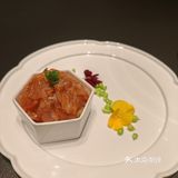 海粤荟：古典粤菜盛宴，丰富菜色与优雅氛围的完美结合