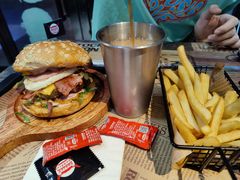 -Burger Double汉堡双倍