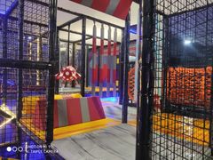 -嗨翻Hi-Fun竞技主题乐园·蹦床亲子生日轰趴(国光1937店)