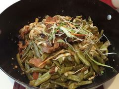 顶级牛腩焖面小份-金豆角砂锅焖面(安贞店)