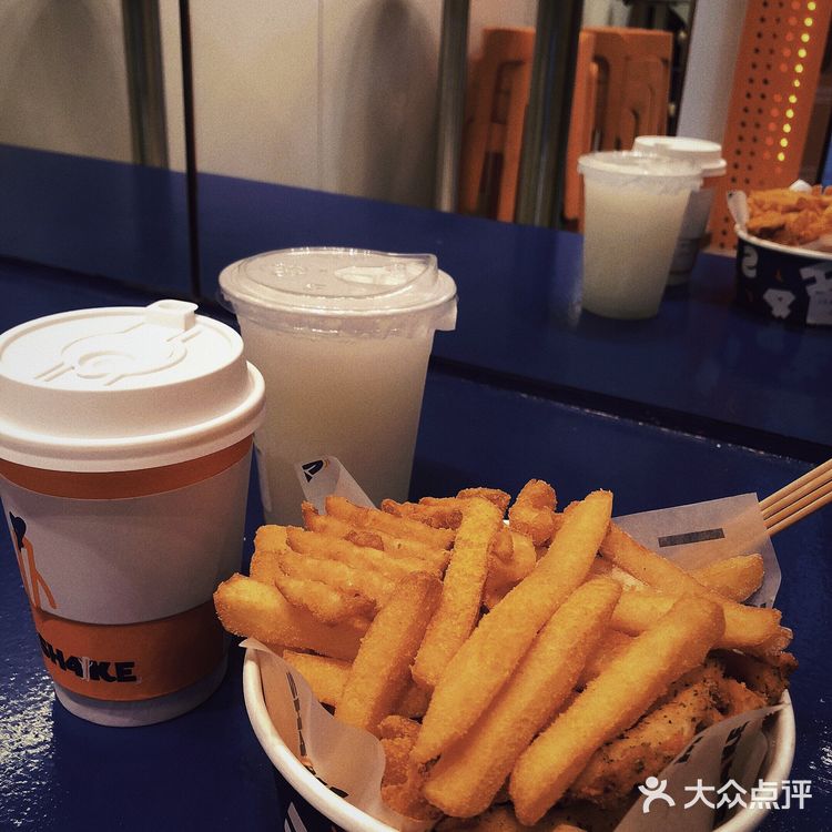 SH4KE薯条专门店潮人潮流小吃