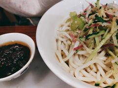 肉丁炸酱面-海碗居(王府井店)