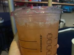 冰摇桃桃乌-星巴克(湖州凤凰时代广场店)