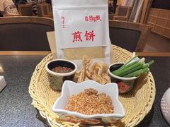 -鲁菜根·泰安菜(万达店)
