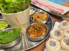 -陇璟烧肉酒场(友谊阳光城店)
