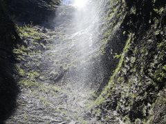 -雁荡山三折瀑景区