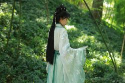 -一揽芳华汉服旗袍体验馆(拙政园店)