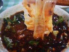 -余庆小吃(小吃一条街店)