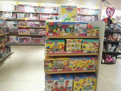 -孩子王(静安大融城店)