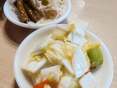 免费咸菜-闫家驴肉老店(华电一校店)