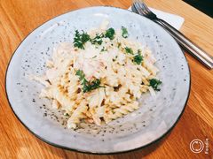 奶油培根鸡肉螺旋面-Wagas沃歌斯(静安大悦城店)