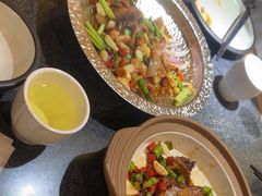 -鲁菜根·泰安菜(万达店)