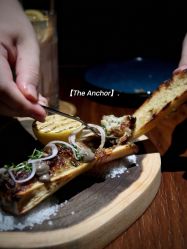烤牛骨髓-The Anchor
