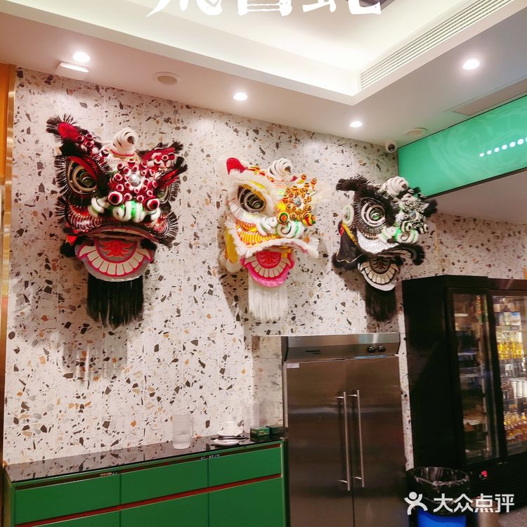 快来和手掌那么大的生蚝合照！