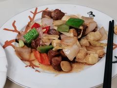 -品香菜馆(旗峰路中侨大厦店)