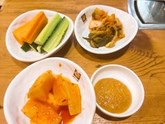 -喇喇排骨火锅·传统韩式脊骨汤(望京西园总店)