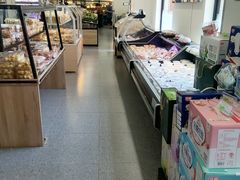 -农工商超市(金沙江路店)