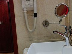 -乌苏沂疆大酒店