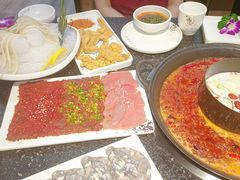 -渝里重庆火锅(航天城店)