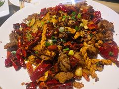 大盘香辣肥肠-渝信川菜 · 川味家常菜(长安店)