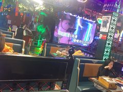 -路边边.炒菜烧烤.音乐餐厅(良乡长虹店)