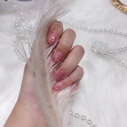 -吉吉靓甲美睫