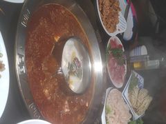 -牛员外鲜切牛肉火锅