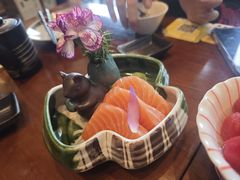 -8PINTS八品脱·日料·烧鸟·精酿小酒馆(莘庄店)