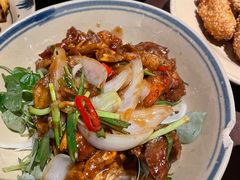 -Cuc Gach Quan Restaurant