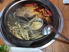 -牛小嫩串串火锅(老国贸总店)