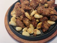 -海派美食·家宴海鲜青岛菜·石锅鲽鱼头(东方城店)