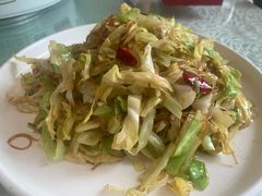 炝炒圆白菜粉丝-旺顺阁鱼头泡饼(小红门店)