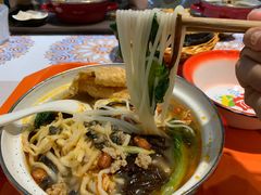 -丽丽三鲜螺蛳粉(田林路店)