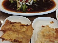 -今鲜源酒店·海鲜锅贴青岛菜(新湛路店)