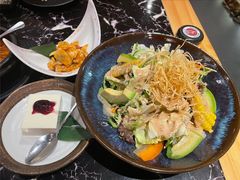 牛油果有机蔬菜沙拉-龍二烧肉酒场(九亭店)