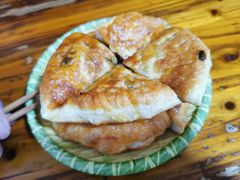 牛肉锅盔-梁记肥肠粉(宽窄巷子店)