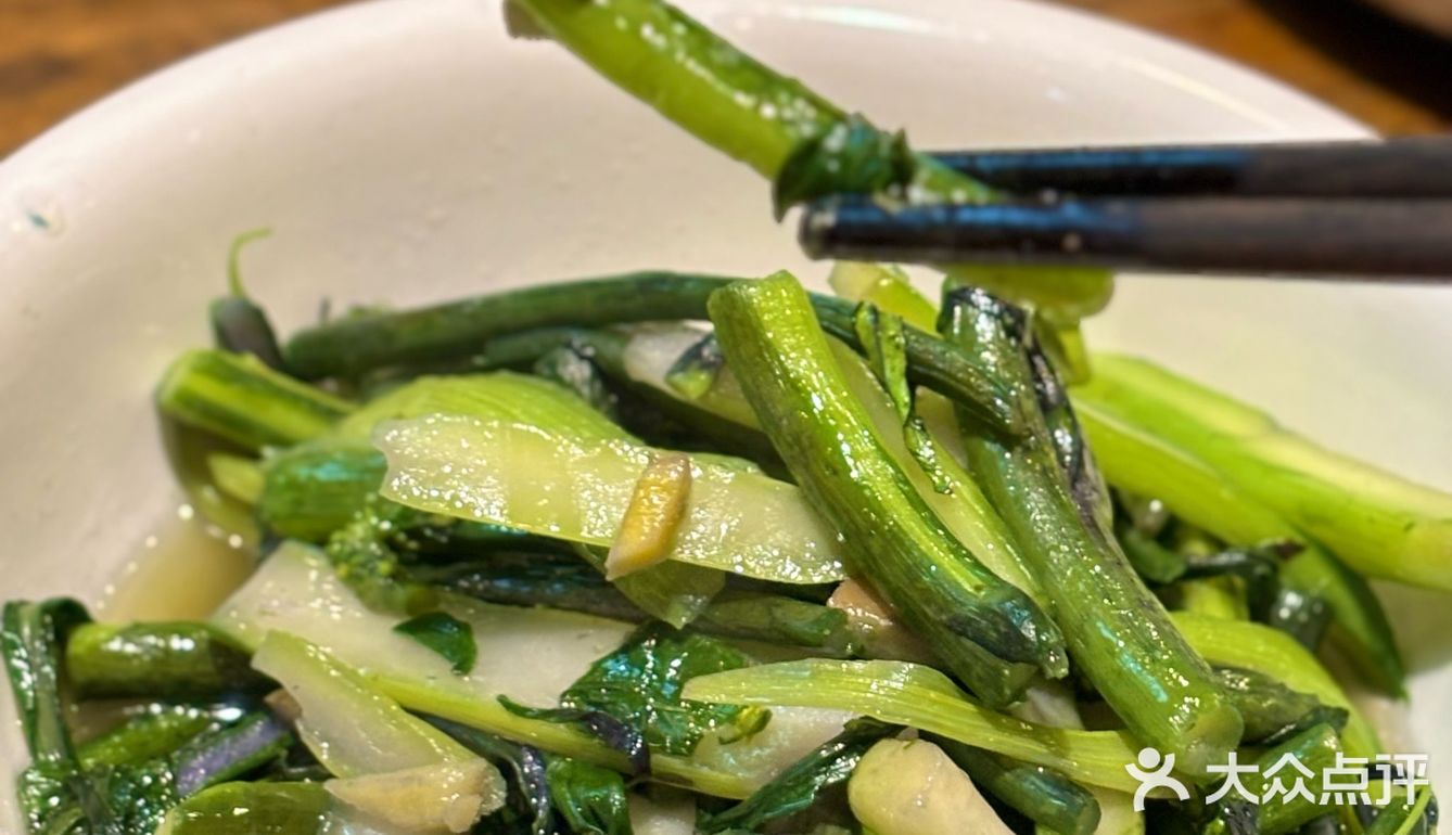 姐几个又来干饭了！发掘宝藏湘菜🥹