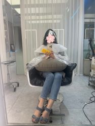 -PE SALON