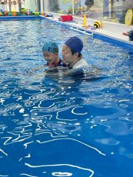 -熊小米专业儿童游泳馆