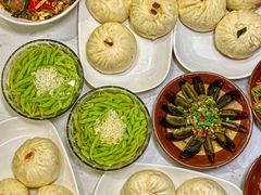 -李与白包子铺(桐梓林店)