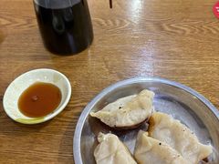 -黄阿姨锅贴大王(万航渡路店)