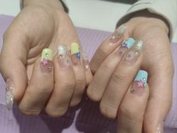 -甲·铺轻奢美甲美睫