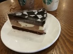 双层巧克力莫斯蛋糕-星巴克(无锡大东方店)