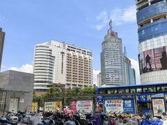 -昆明中心皇冠假日酒店