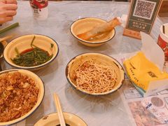 -东排食堂长沙小吃大排档(五一广场店)