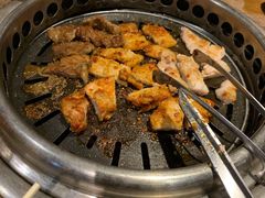 只吃肉-火炉火自助餐(悠唐购物中心店)